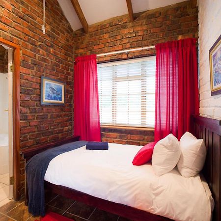 Swallows Nest Country Cottages Stormsrivier Camera foto